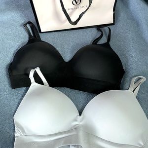 Victorias Secret wireless push up bra bundle